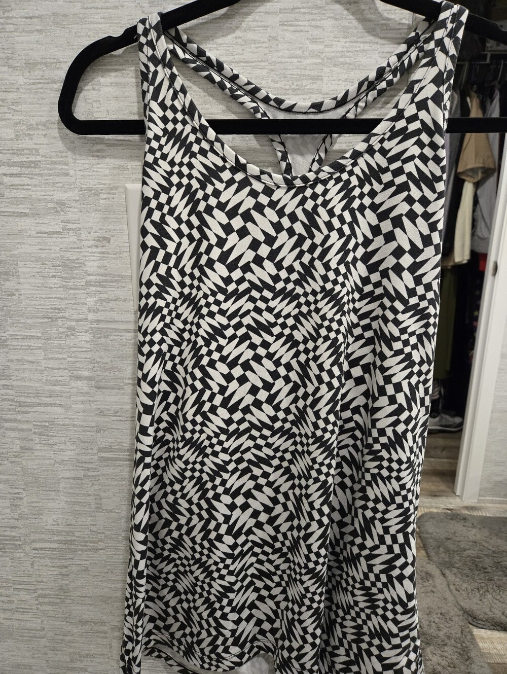 Nike Black and White Geometric Tank Top
